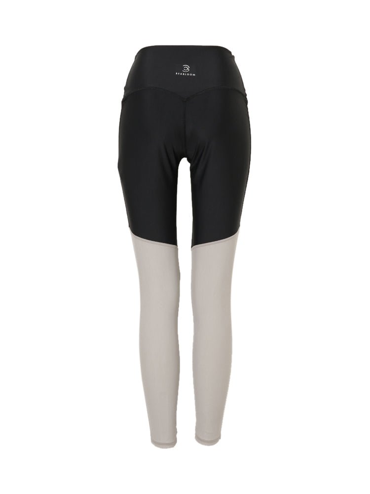 ニーハイライクレギンス