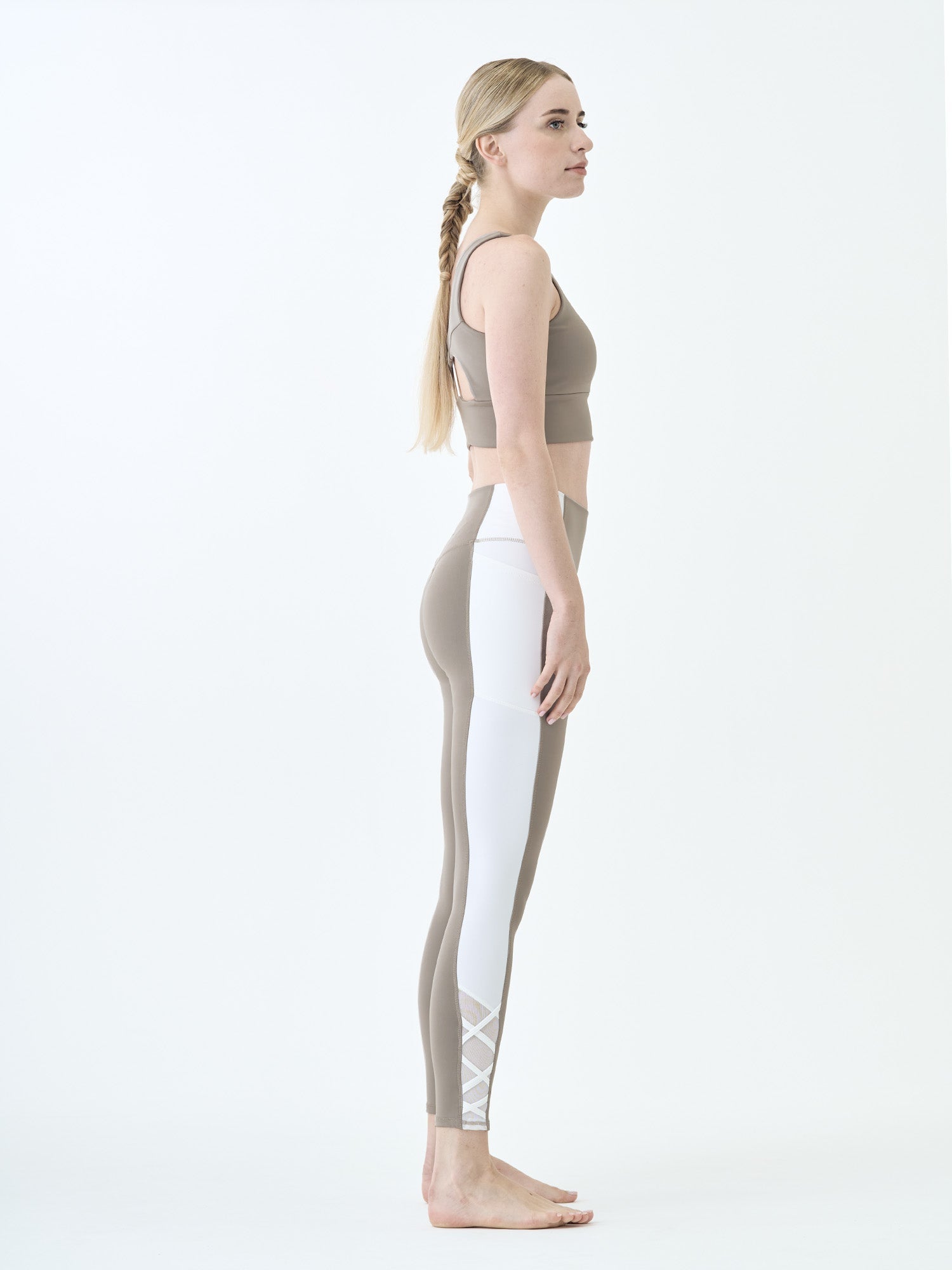 美骨バランスブレンド レギンス