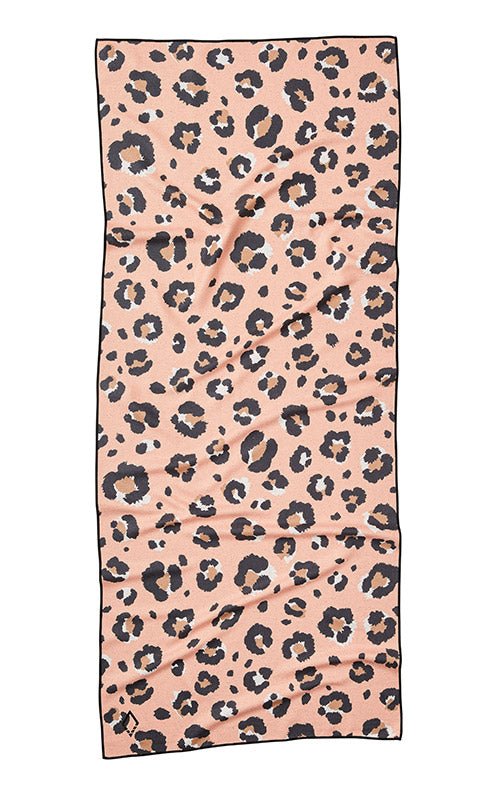 LEOPARD PINK TOWEL